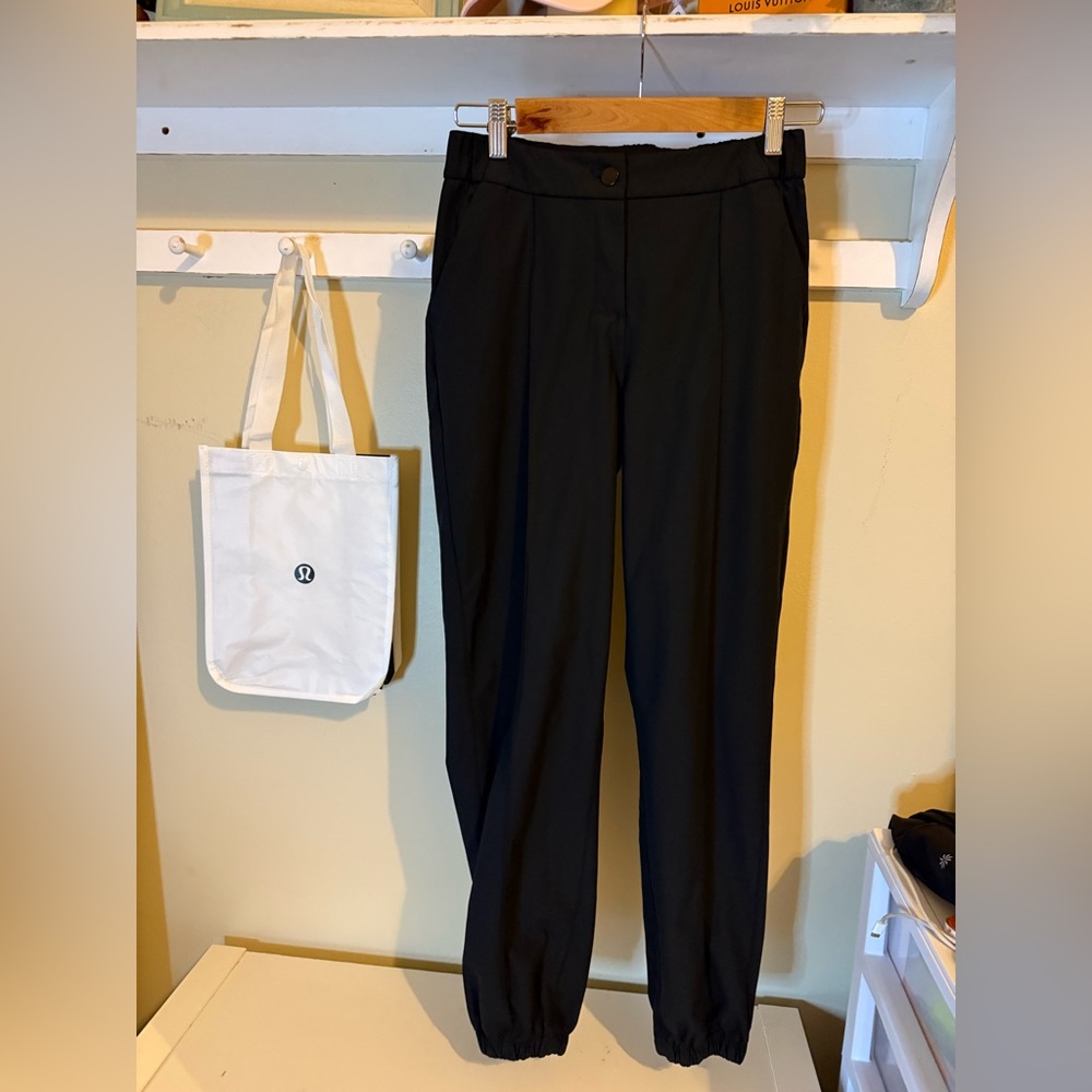 Lululemon Warpstreme High-Rise 7/8 Jogger Black Sz 26 đź’ŽLike New Retail $128 - Picture 6 of 7